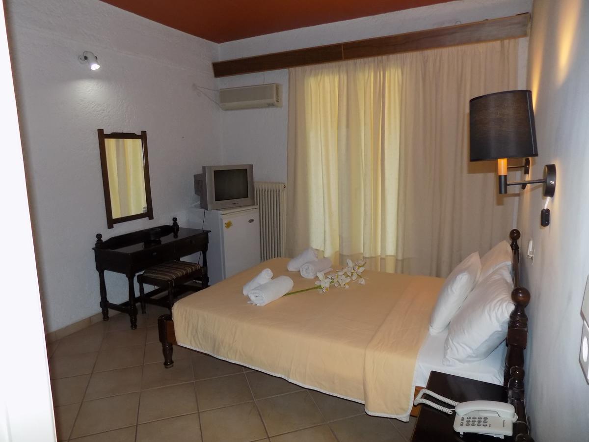 Lefkas Blue Hotel Nikiana Ngoại thất bức ảnh