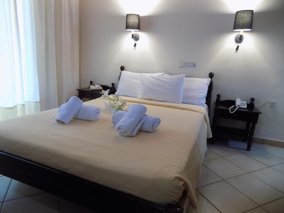 Lefkas Blue Hotel Nikiana Ngoại thất bức ảnh