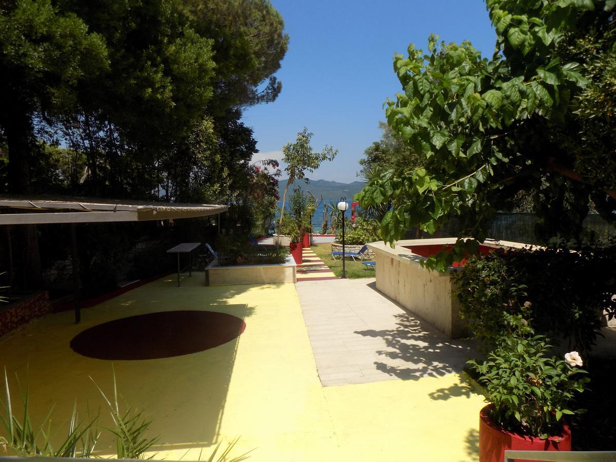 Lefkas Blue Hotel Nikiana Ngoại thất bức ảnh
